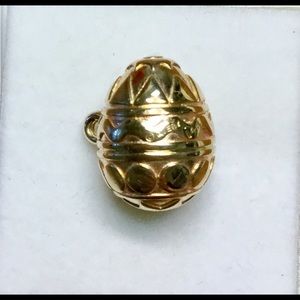 RETIRED 14K James Avery Solid Easter Egg Charm